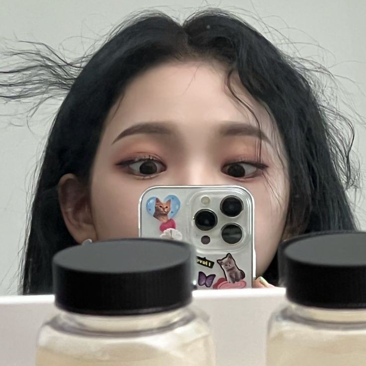 Create meme: Koreans, Asian , korean eye makeup