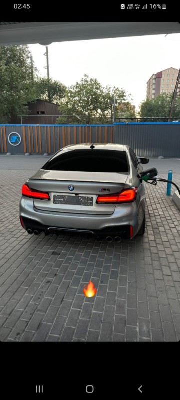 Create meme: bmw , bmw m5 lci 2021, grey bmw