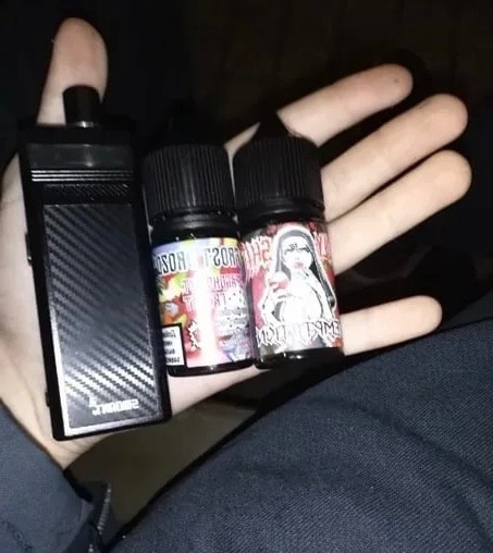 Create meme: manta vape, vape pasito, liquid for vaping