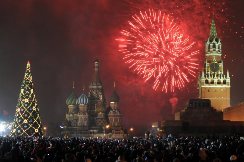 Create meme: New Year's Kremlin, New Year's fireworks on Red Square, Kremlin New Year