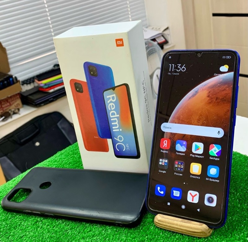 Создать мем: смартфон xiaomi, смартфон xiaomi redmi, redmi 9 a