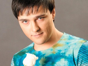 Create meme: Yuri Shatunov white roses, Yuri Shatunov