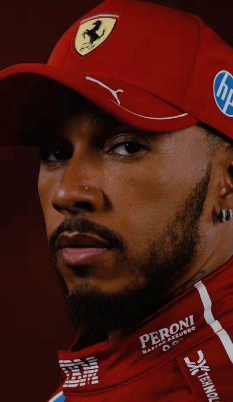 Создать мем: льюис хэмилтон 2023, хэмилтон, lewis hamilton