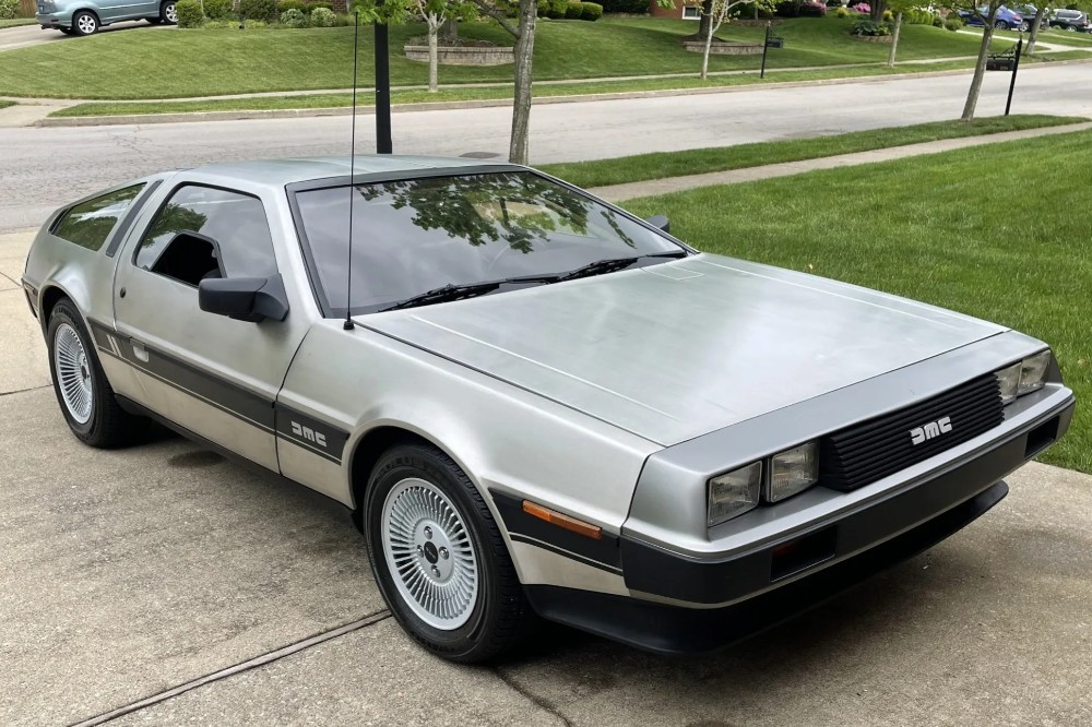 1981 delorean dmc 12