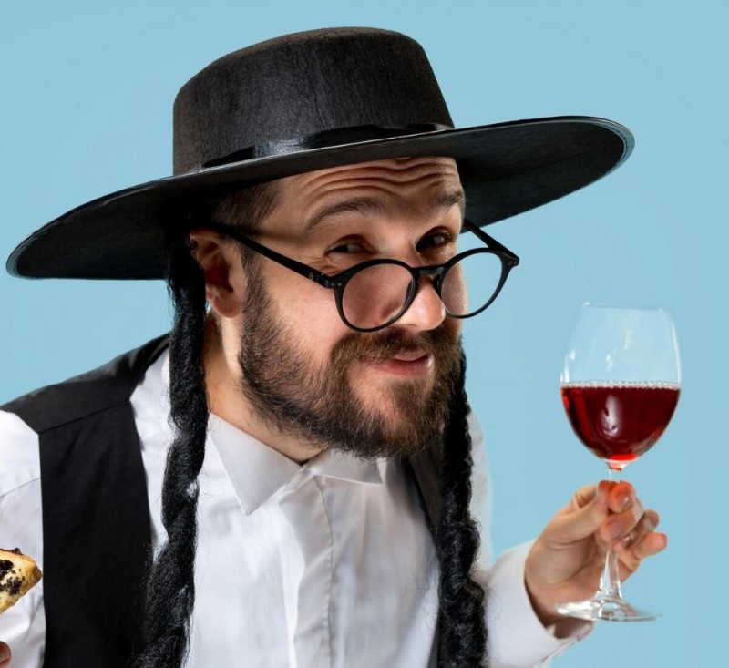 Create meme: Jew Moshe, the cunning Jew , a contented Jew with a pace