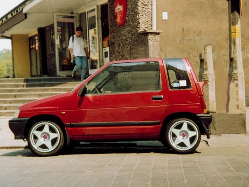 Создать мем: Daewoo Tico, renault 5, renault 5 gt turbo