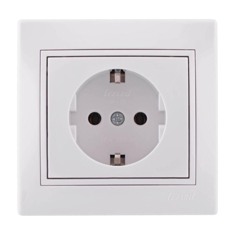 Create meme: lezard sockets, socket 220V 10A lezard 711-0300-123, socket with earthing