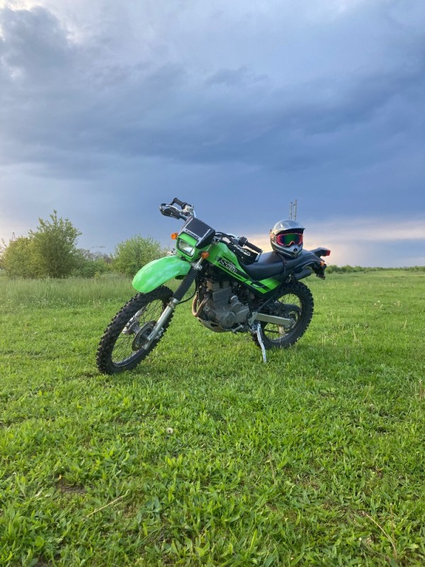 Create meme: klx 250, kawasaki klx 250, kawasaki klx 250