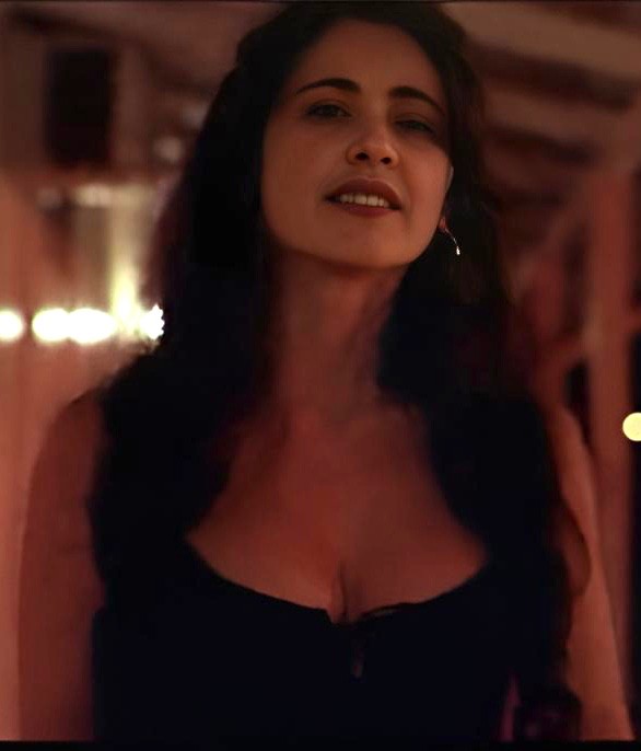 Create meme: Maria Cheka from Dusk till Dawn 2, Salma Hayek, from hello to dawn