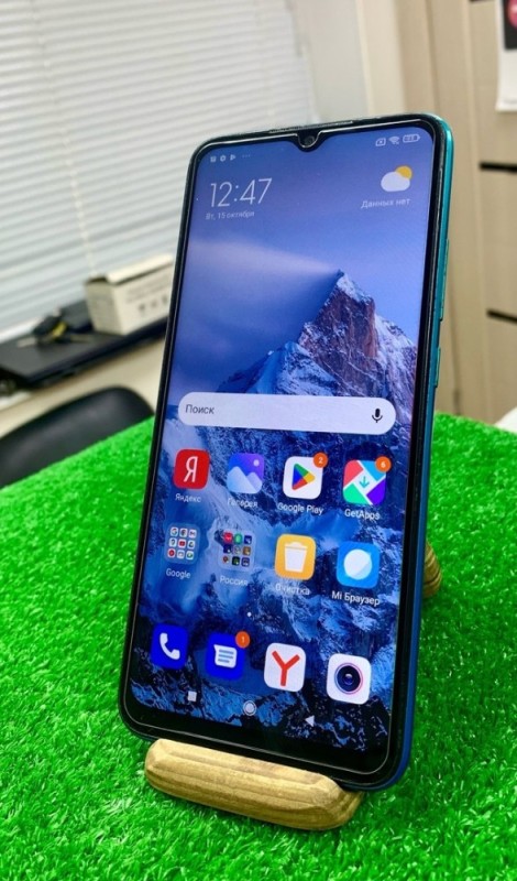 Создать мем: смартфон, xiaomi redmi 9 a, смартфон redmi