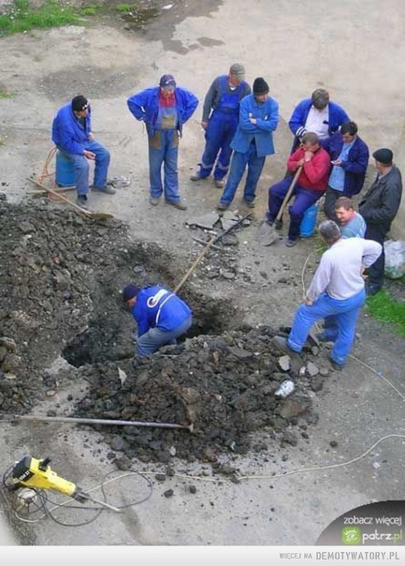 Create meme: managers and Bob, Bob digs, Digging a hole