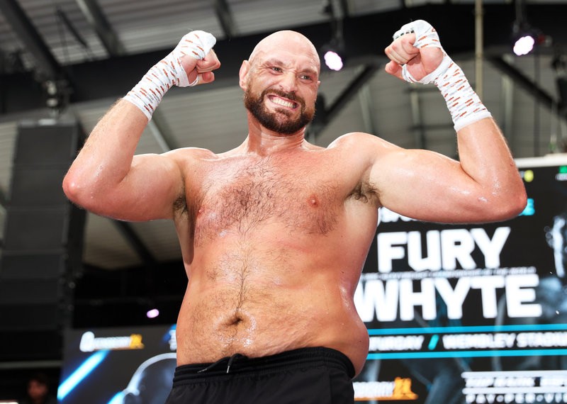 Create meme: Tyson fury , buffalo bill, professional Boxing 