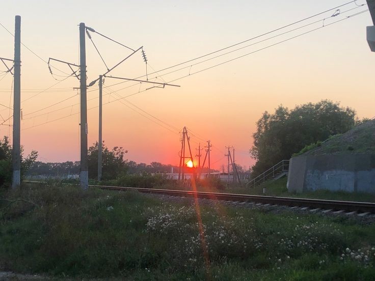 Create meme: Saguna station, railroad sunset, Balakleya railway Station