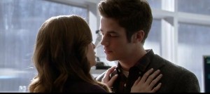 Create meme: the flash-Caitlin and Barry, grant gastin kiss gifs, Barry Allen and Caitlin snow kiss