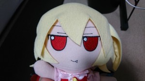 Создать мем: touhou fumo, fumo flan touhou, fumofumo touhou plush