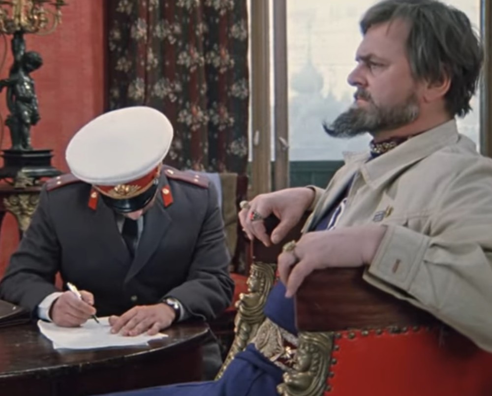 Create meme: menyaet professiyu Ivan Vasilyevich, ivan vasilyevich changes his profession 1973, the cops are sewing the case Ivan Vasilyevich