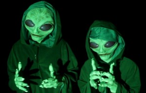 Create meme: alien abduction, prank, invisibility