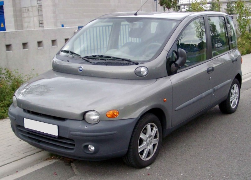 Create meme: fiat multipla, fiat multipla 2001, fiat multipla 2021