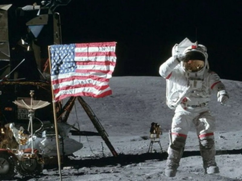 Create meme: moon scam, apollo 11, the second American astronaut to land on the moon in 1969