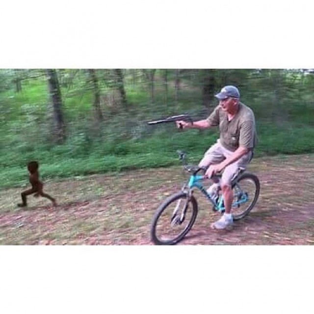 Create meme: bike meme, mountain bike, the Negro on the bike