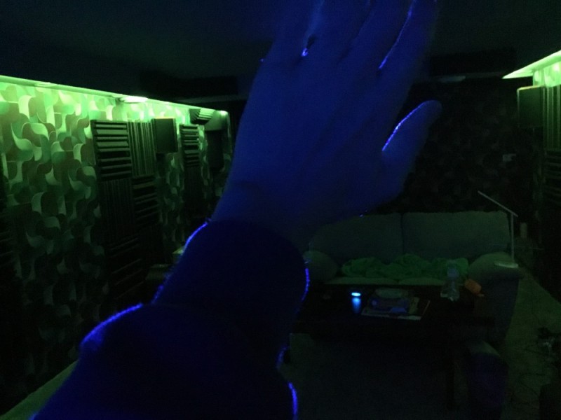 Create meme: luminous gloves, glowing, The glowing hand