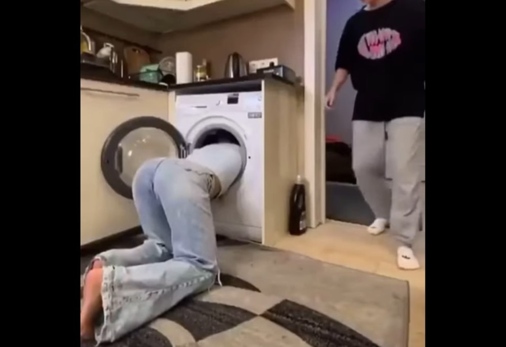 Create Meme My Sister Got Stuck In The Washing Machine And My Brother   Efac0fa03f60be47cbfb6ef0014d8d97 