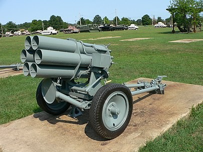 Создать мем: 105-мм гаубица m101, опытная 122-мм. дивизионная гаубица у-2, 152 мм пушка гаубица заряд