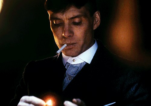 Create meme: peaky blinders Thomas Shelby smokes, shelby , tommy's peaky blinders