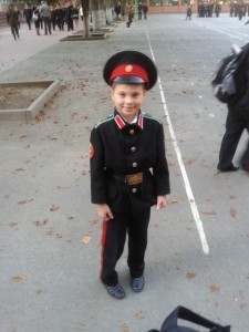 Создать мем: мальчик кадет казак, униформа суворовцев и нахимовцев, кадетская форма