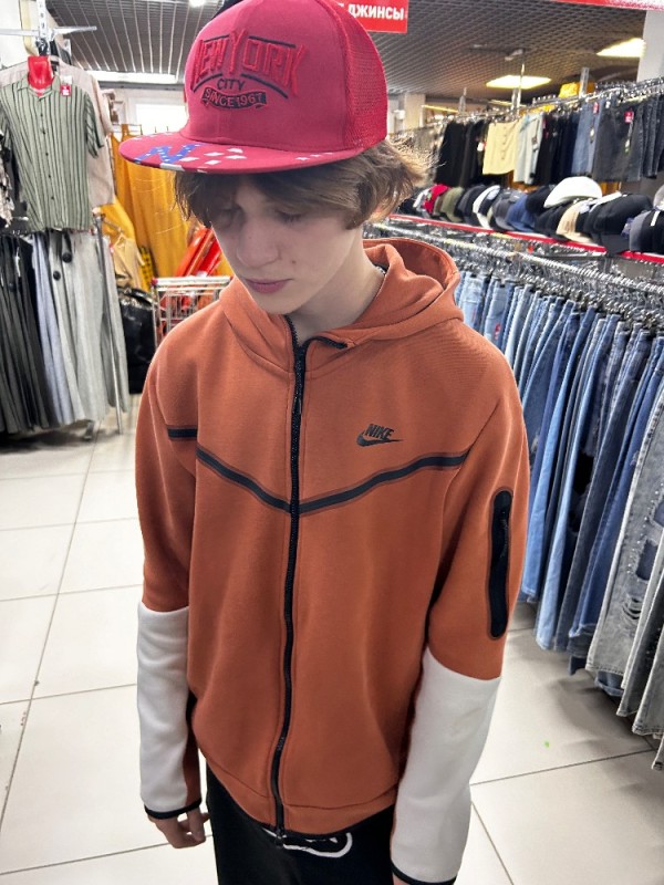 Create meme: nike tech fleece orange, nike tech fleece, sweatshirt 