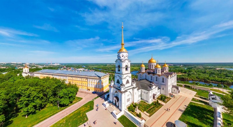 Create meme: Holy Dormition Cathedral of Vladimir, Assumption Cathedral in Vladimir, sights of Vladimir Assumption Cathedral