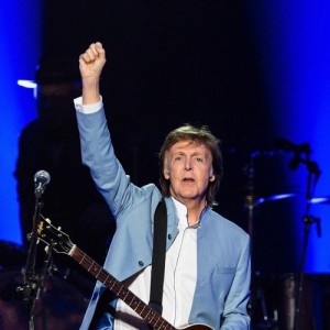 Create meme: paul mccartney, Paul McCartney, to play the guitar