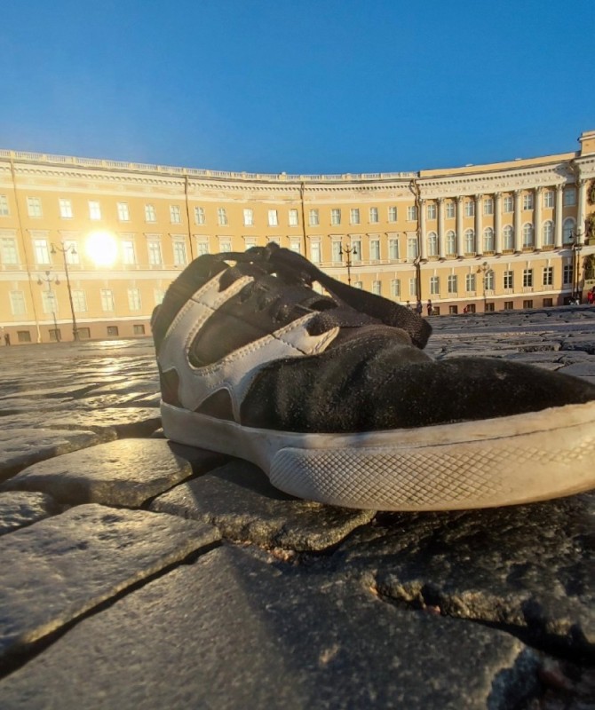 Create meme: petersburg palace square, shoes , sneakers 