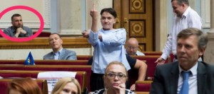 Создать мем: показывает средний палец, надежда савченко, народный депутат