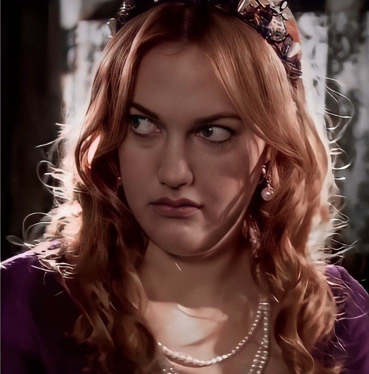 Create meme: Meriem userli, hürrem Hatun, magnificent century hürrem