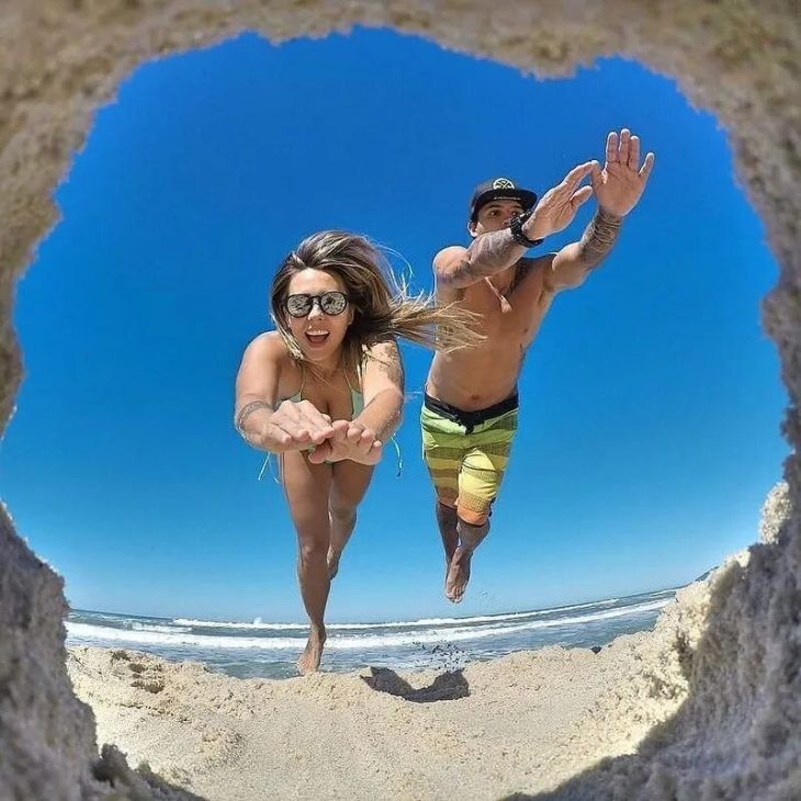 Create meme: unusual photo shoots on the beach, photo shoots on the beach, cool ideas