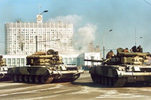 Создать мем: 1993 белый дом, События 3-4 октября 1993 года в Москве, танки в москве 1993