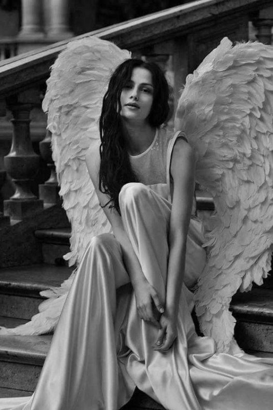 Create meme: angel girl, angel , angel photo shoot