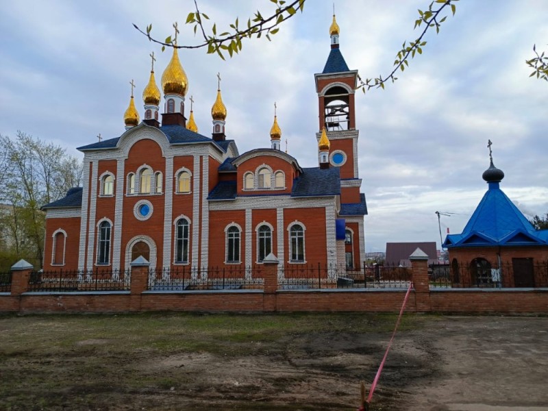 Создать мем: храм иконы божией матери, церковь иконы божией матери, храм порт артурской иконы божией матери