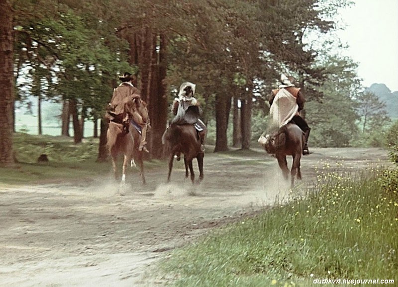 Создать мем: три мушкетёра, д артаньян и три мушкетёра 1978, кадр из фильма