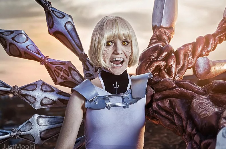 Create meme: Claymore Claire, Claymore Claire Cosplay, Theresa Claymore cosplay