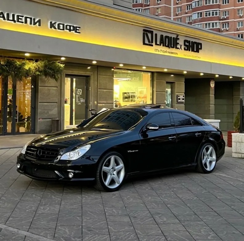 Мерседес банан CLS 5 5