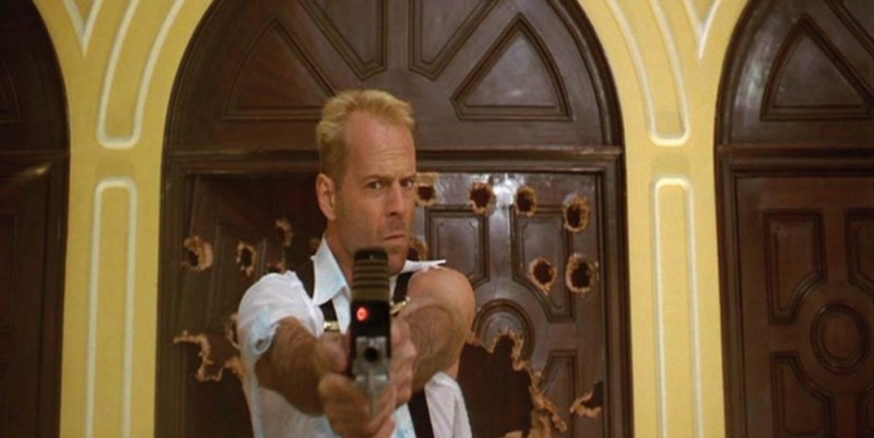 Создать мем: corbin dallas, bruce willis, брюс уиллис 5 элемент