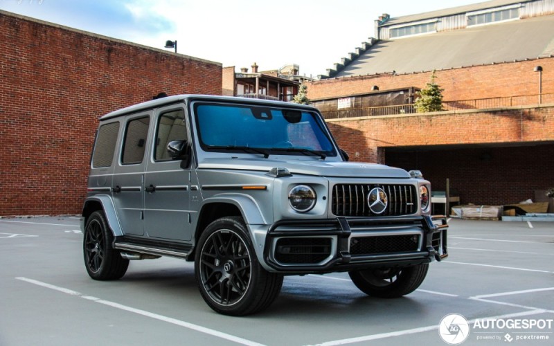 Создать мем: Mercedes-Benz G-klasse II (W463) Рестайлинг 1, мерседес гелендваген 63 amg, mercedes benz g класс amg