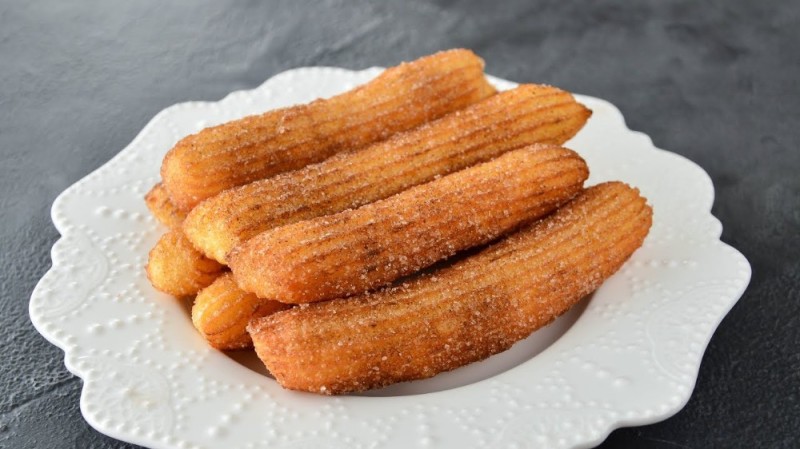 Create meme: Spanish dessert churros, Spanish churros donuts, churros