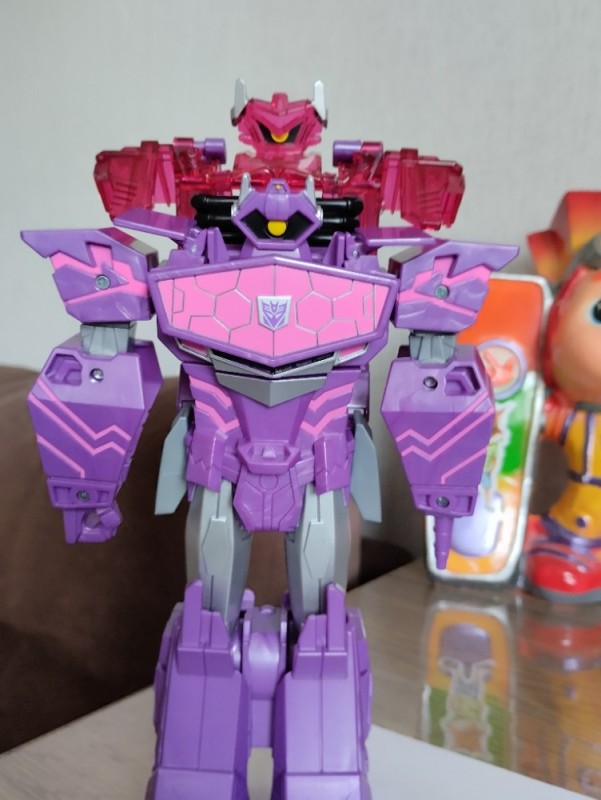 Create meme: transformers cyberverse shockwave, Hasbro Transformers E1885/E7113 transformer cyber universe 30 cm - Shockwave, transformers hasbro cyberverse