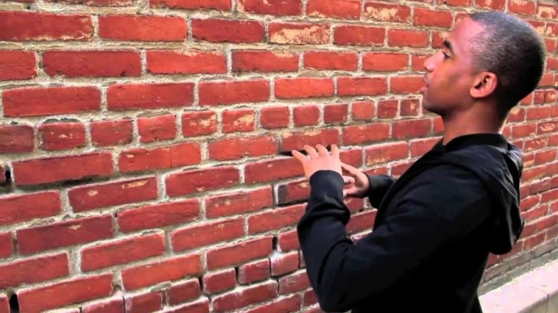 Создать мем: негр разговаривает со стеной, brick wall, разговор со стеной