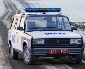 Создать мем: полицейский, vaz 2104, автору