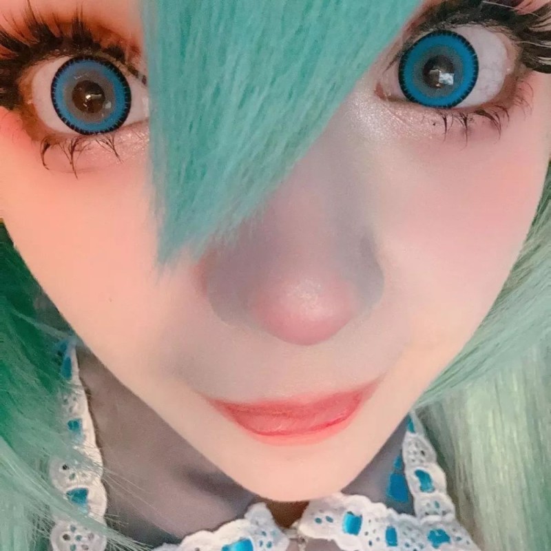 Create meme: anime make up, anime-style makeup, anime eye makeup