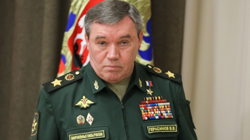 Create meme: valery vasilyevich gerasimov, Russian Defense Minister sergei shoigu, gerasimov valery vasilyevich 2022